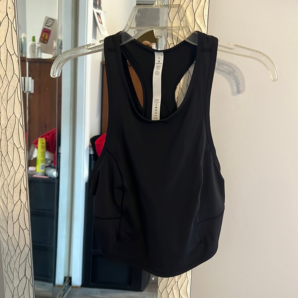 Cropped Lululemon Top